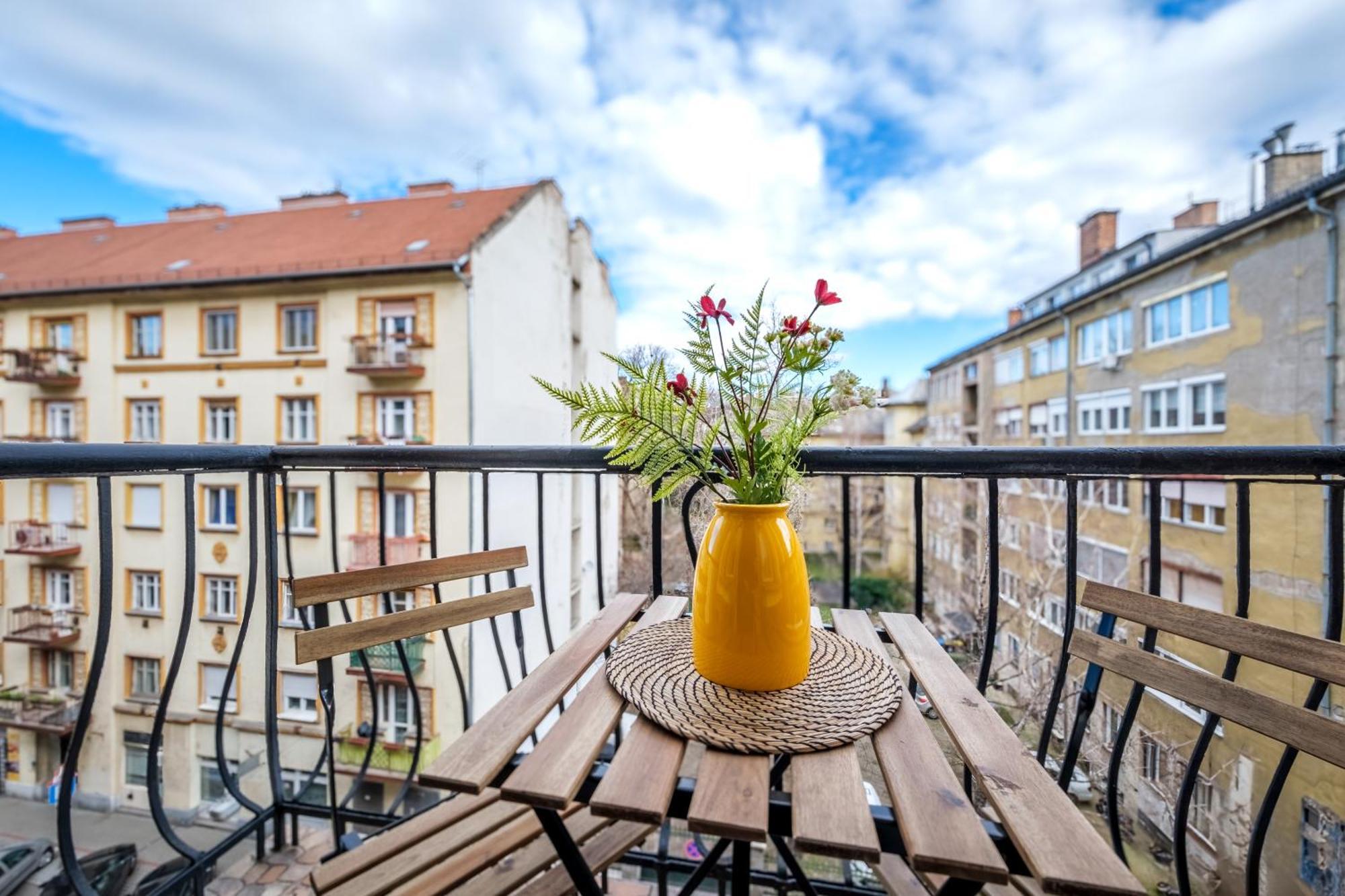 Balzac Apartmán *